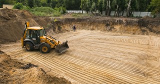 Разработка котлована Вологда, цена от 306 руб./м3.